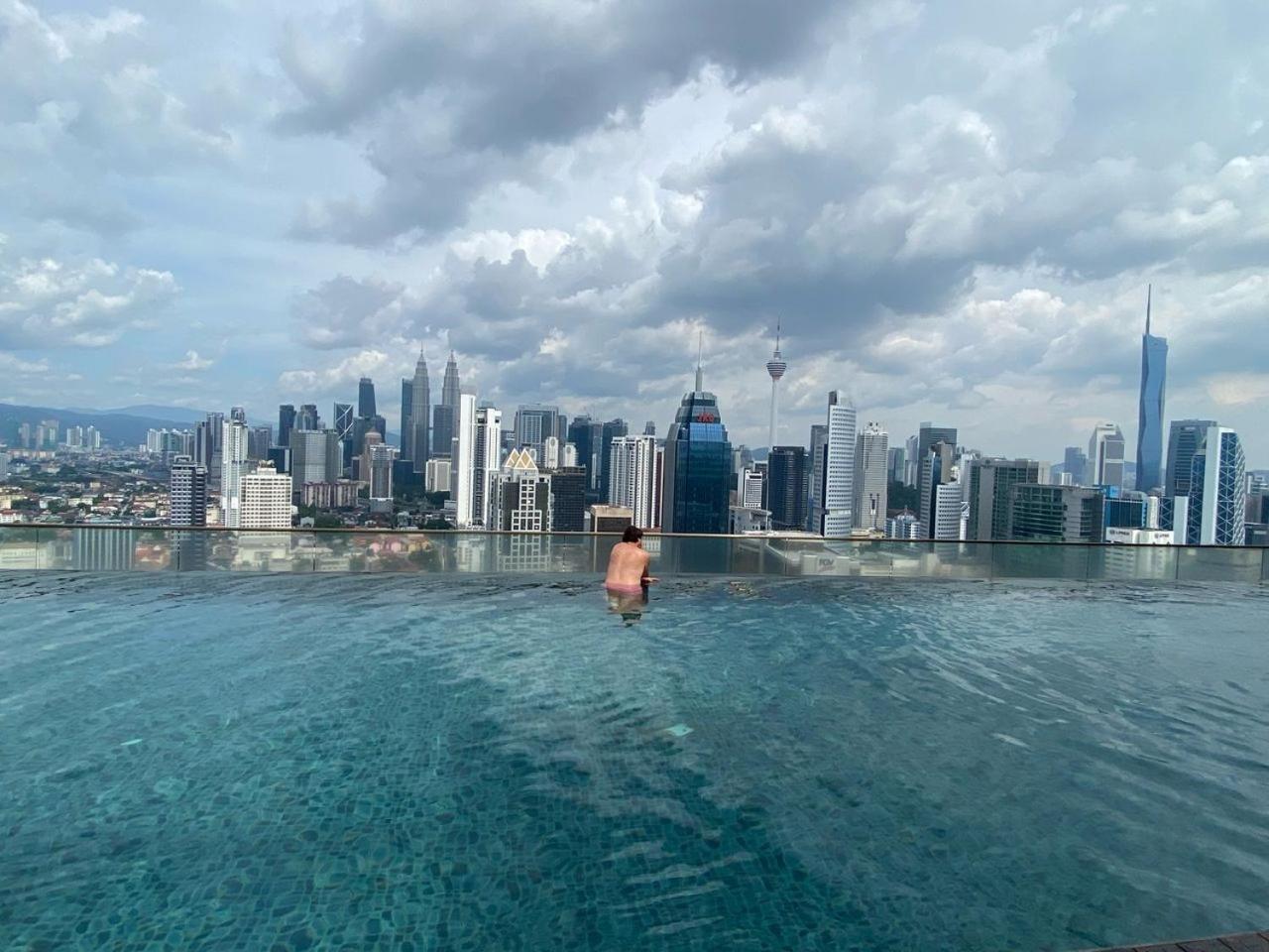 Skypool Kl Free Infinity Pool Over Куала-Лумпур Екстер'єр фото